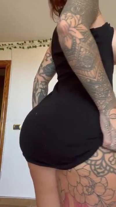 I hope you like how I jiggle my ass