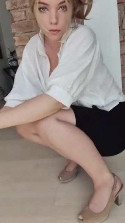 First date in two years. Outfit kinda chill because it's like a 1000 degrees outside. 😬 [F26]