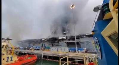 Video of the fire on the USS Bonhomme Richard