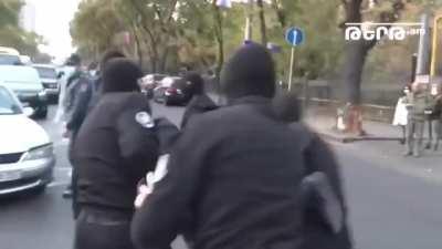 Rare footage of Diogenes the Cynic being arrested.