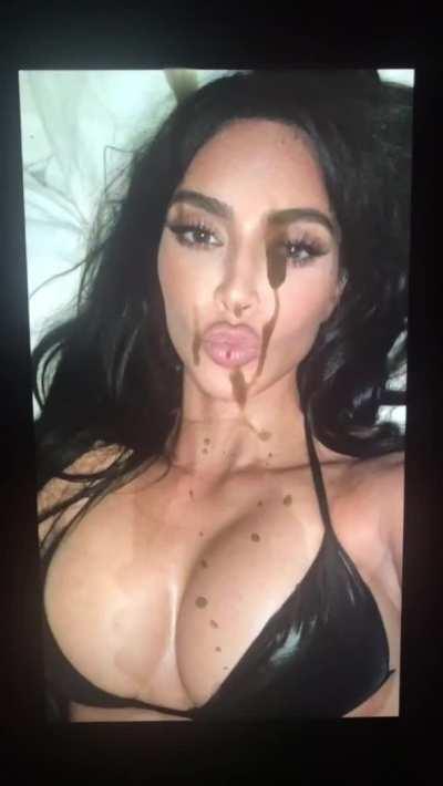 Kim Kardashian cum tribute