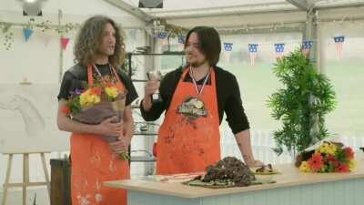 I can't believe I had never seen this before. I am crying from laughing so hard. This has to be the most under appreciated moment in Grump history.