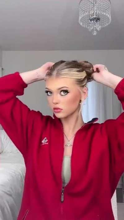 Beautiful goddess 😍🥵