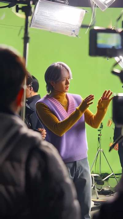 what ai tool and prompts they using to get this level of perfection?