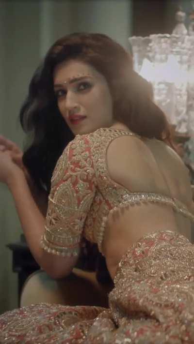 Kriti Sanon Bride Look ❤️😘