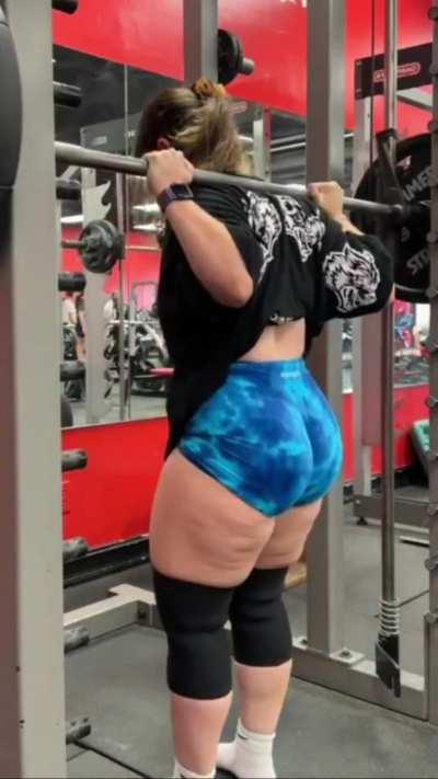 Muscle mommy part 2 💪