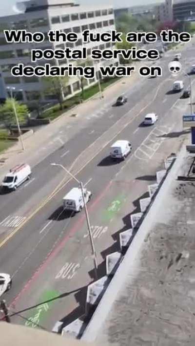 There is too many trucks ð­