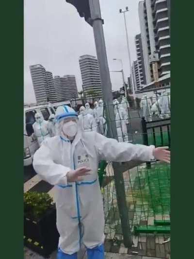 Can someone explain what is going on here? I don’t understand