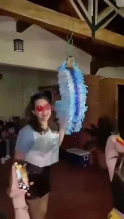 This candy tastes like teeth!