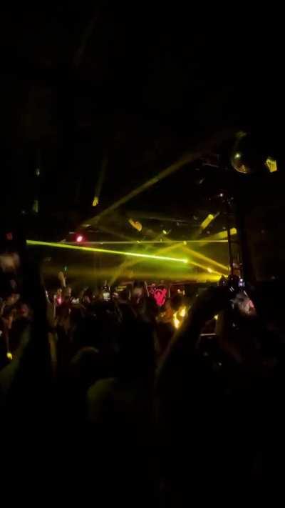 A wild isoxo appears just before THE POWER!