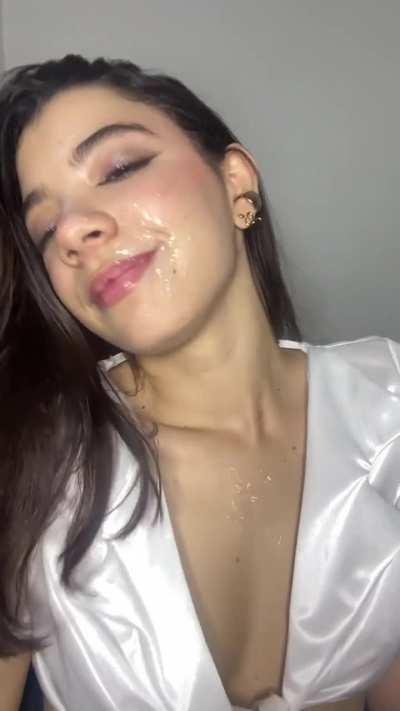 I feel pretty with a face full of cum hun...