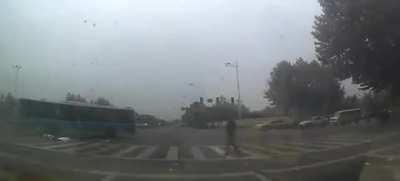 (China) 2 killed in fatal car crash