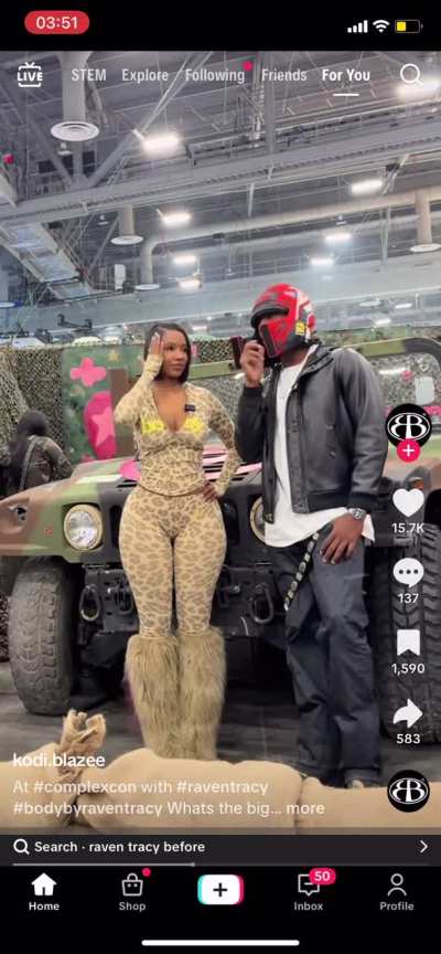 Can someone tell me the lil uzi song playing in the background??