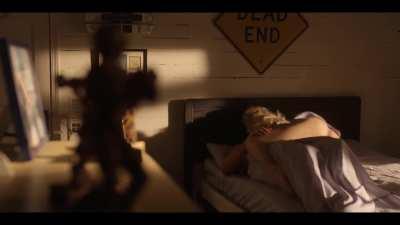 Kelli Berglund - Heels S1E2