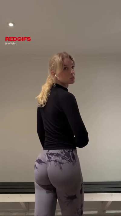 Me trying to see if my ass is growing. I think it has 😈