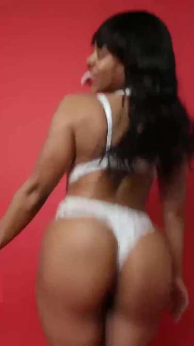 Applz (cheeks clapping)