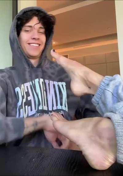 Mommys feeet 😵‍💫