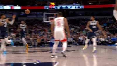 [Highlight] Kevin Porter Jr blocks former teammate Christian Wood. This is KPJ's 3rd block of the game.