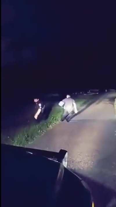 They got a call about noise in a graveyard 🥴