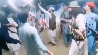 Talibani Vibing is the best thing on internet today