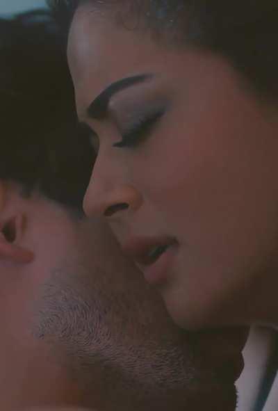 Surveen Chawla [Hate Story 2]