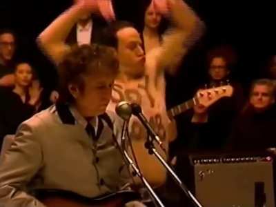 The infamous Soy Bomb incident during Bob Dylan's 1998 Grammy performance