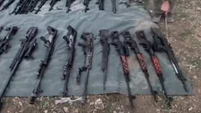 During operations in the Metina region, a large number of weapons, ammunition and living materials were seized and destroyed in a cave used by Pkk terrorists.