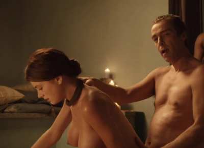 Laura Surrich - Spartacus (2010)