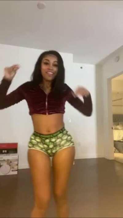 Janiameshelll - Video #8379