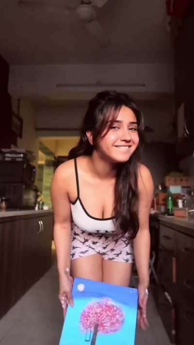 Roshni Walia 