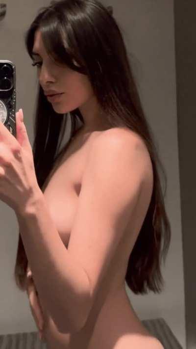 Babe if you want to fuck me hard leave ❤️ in the comments