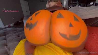 Big spooky as can you handle it? Twerk