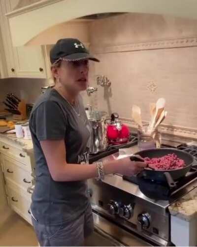 How train talks on twitter now