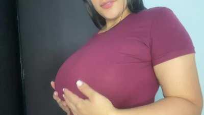 lil drop of my natural titties