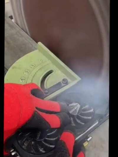 GPU doesn't fit in your mini itx case? Follow these quick and easy steps to get it nice and compacted