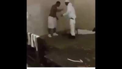 Brutal fight from prison