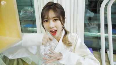 Yoohyeon Wants You To Eat Lots