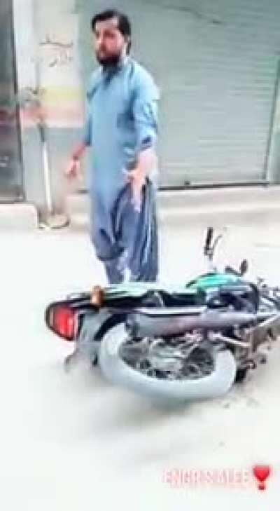 I think i should shift his gear