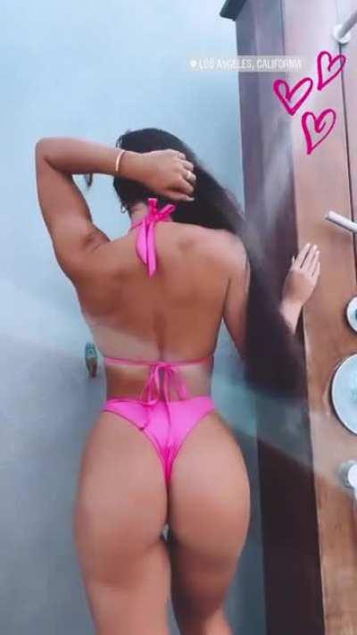 Makayla Anisa (@makaylaanisa)