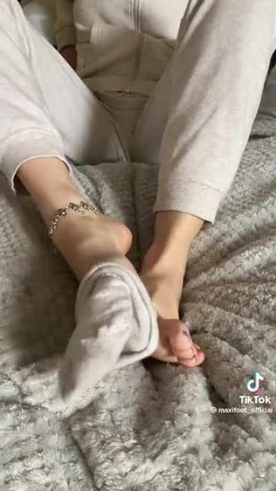 Sock removal 🦶🏻