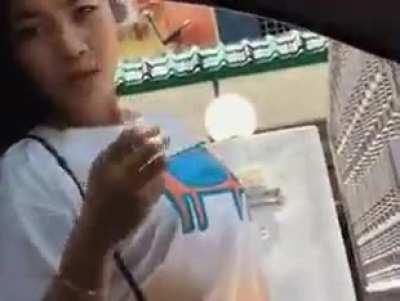 Чего она хочет?