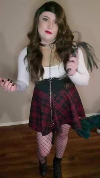 bad subs get the whip, so do good subs it's just in more fun places. ps not a dom I just like to play with the toys