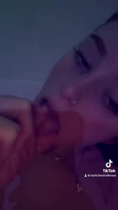 Nice to feet you 🙈✨