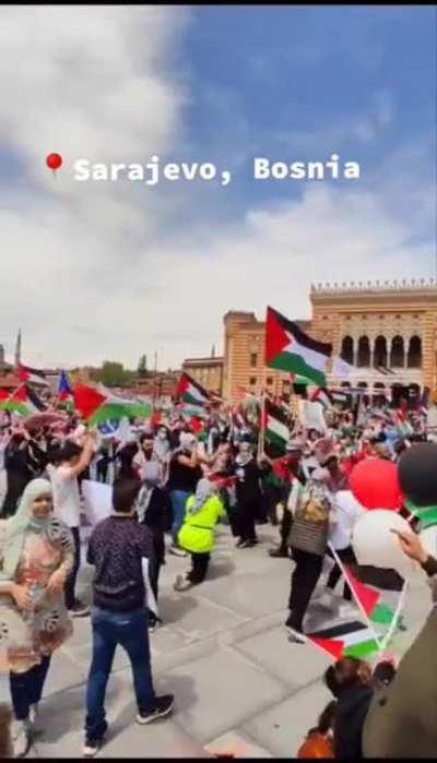 Bosnia is still protesting for Palestine 🇧🇦❤️🇵🇸