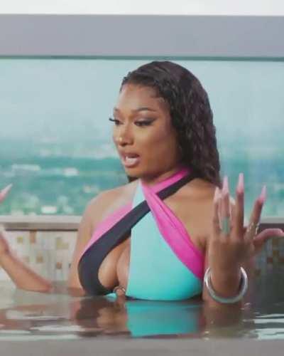 Tyra Banks x Megan Thee Stallion [Sports Illustrated Swimsuit]