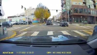 Tesla not checking their blind spot making left turn from right lane