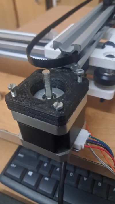 Used the UGS to make the motor take a step of 10mm the shaft does not rotate but the motor makes its whirr sound,is this fixable?