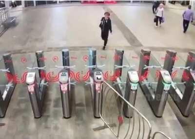 HMC while I show you who is the boss