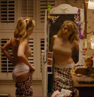 I am so fucking hard for Jennette McCurdy