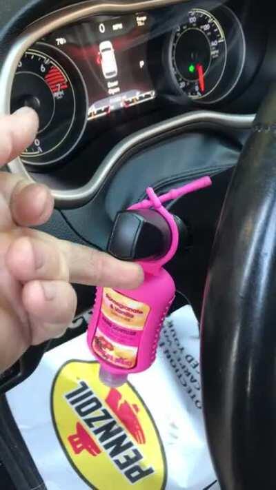 Customer stated, her turn signal is broke (xpost from r/justrolledintotheshop)